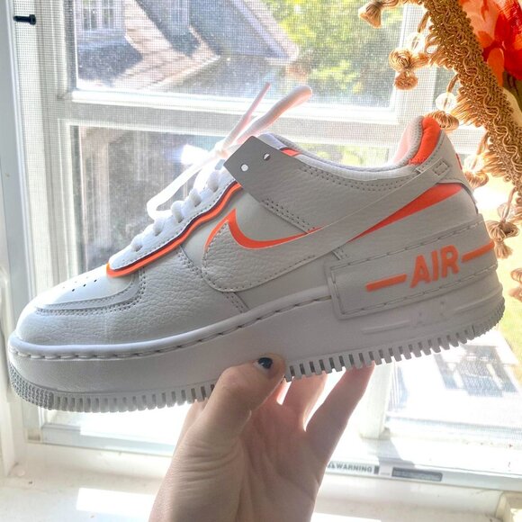 Nike Air Force 1 Shadow ‘White Total Orange’ - Picture 2 of 4